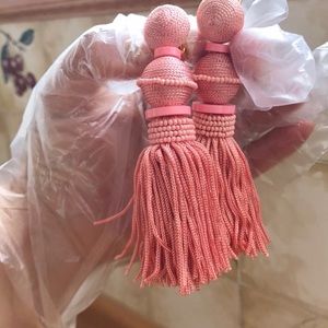 Oscar de la Renta Ball tassel drop clip on earring